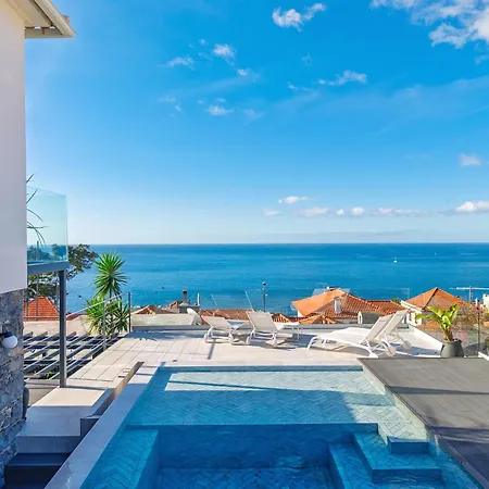 Lazaro By Madeira * فونشال