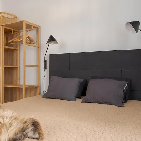 Lázaro By Madeira * Funchal (Madeira)