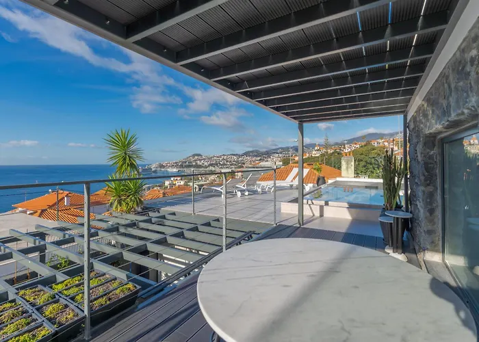 Lazaro By Madeira Feriehus Funchal (Madeira)